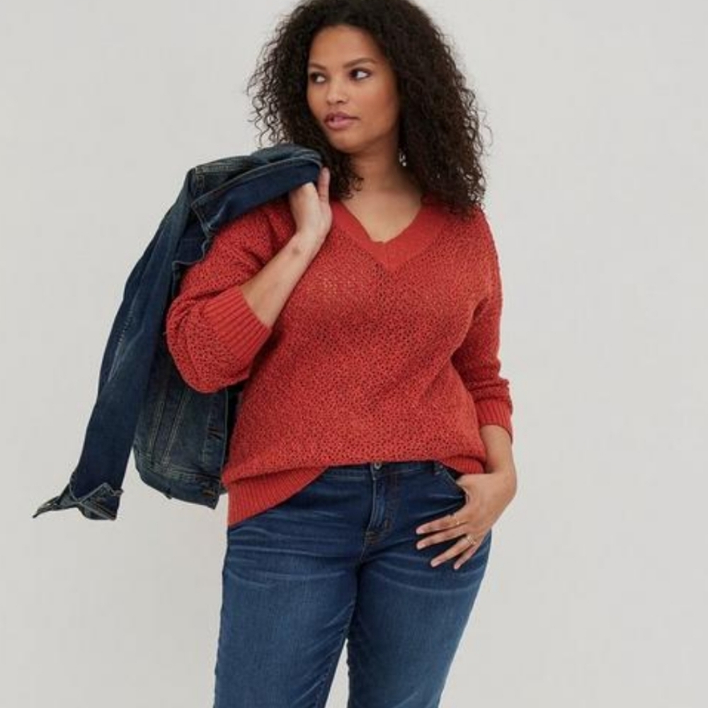Open stitch pullover v-neck sweater
